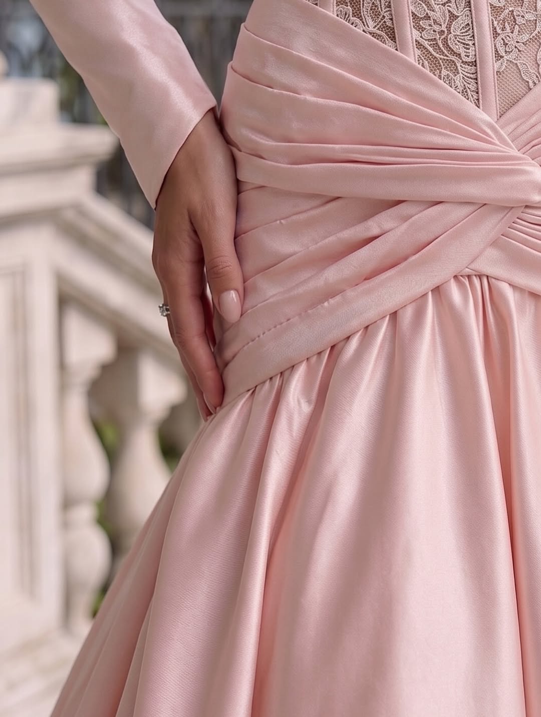 Charming Long Sleeves Square A-Line Pleated Satin Evening Dress