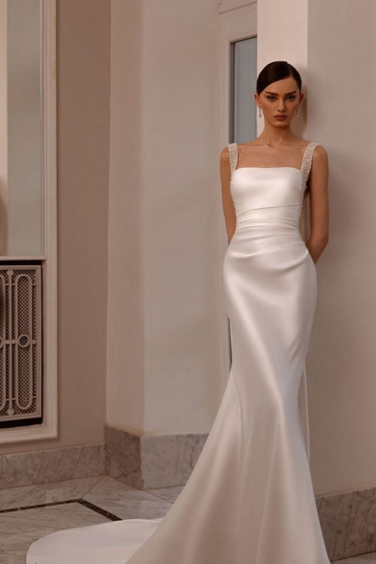 Charming White Sleeveless Prom Dress With Beading