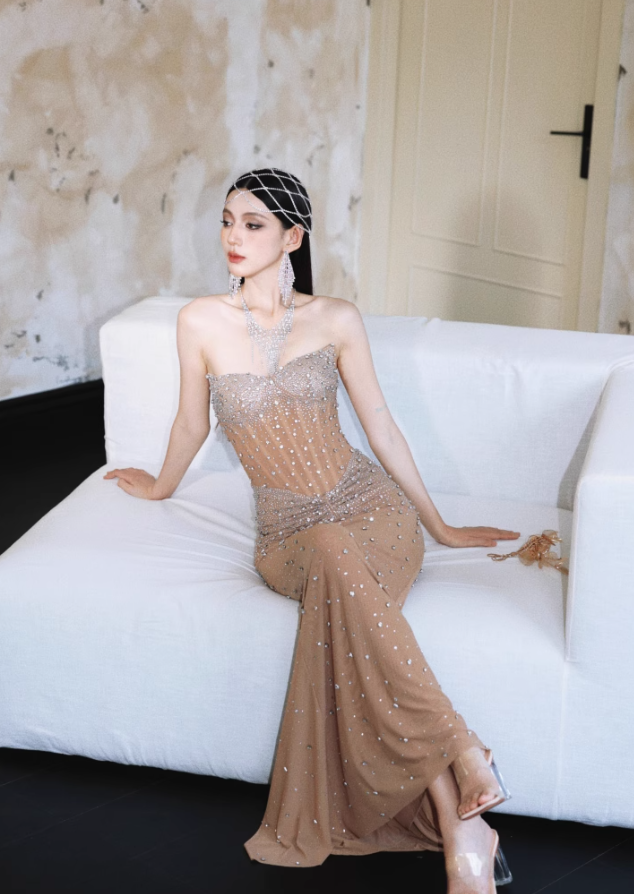 Exquisite Rhinestone Champagne Mermaid Sweetheart Neck Black Tulle Long Evening Dress Gown Dress SH3585