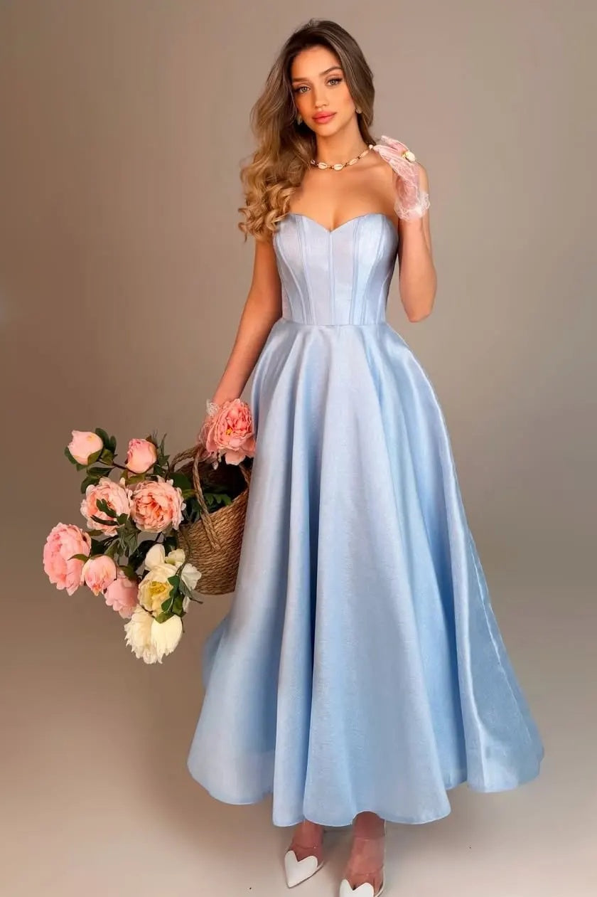 Elegant Sky Blue Sleeveless Sweetheart A-Line Evening Dress