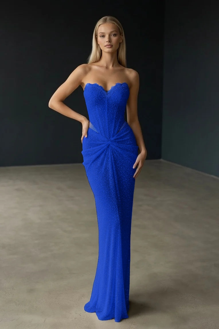 Gorgeous Sleeveless Sweetheart Fitted Evening Dress With Beading