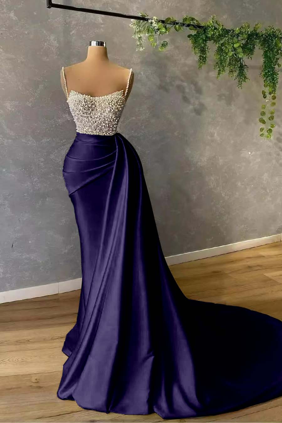 Gorgeous Spaghetti-Straps Pearl Mermaid Evening Dress With Sequins Pleated