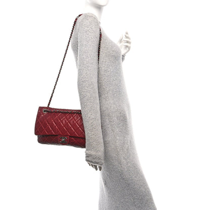 Iridescent Caviar Quilted Large Chic Flap Red
