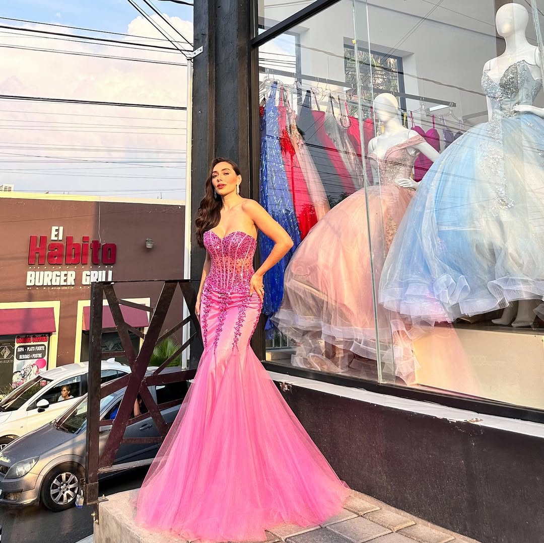 Sleeveless Strapless Sweetheart Beads Embroidery Mermaid Prom Dress