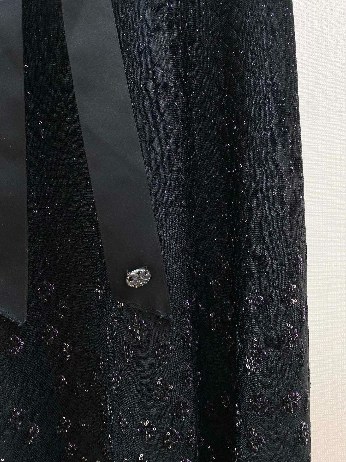 CHANEL 25S SKIRT STYLE 222