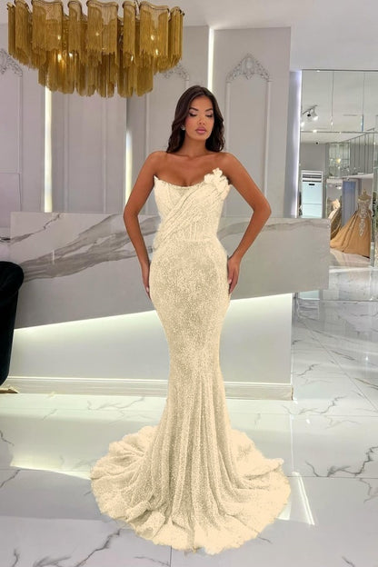 Gorgeous Strapless Sequins Mermaid Prom Dress With 3D-Blumen