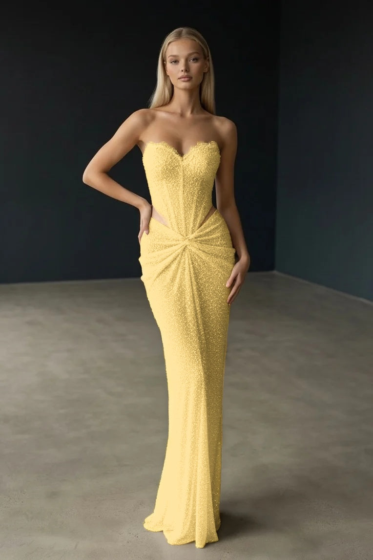 Gorgeous Sleeveless Sweetheart Fitted Evening Dress With Beading