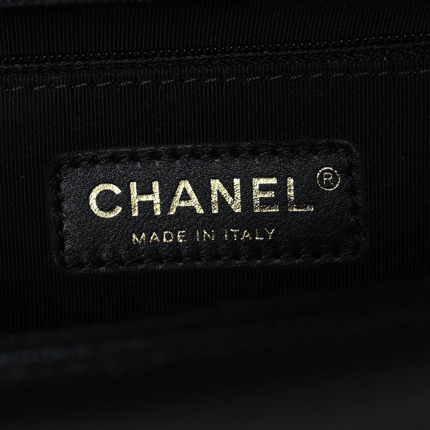 Caviar Quilted New Medium Boy Flap Black