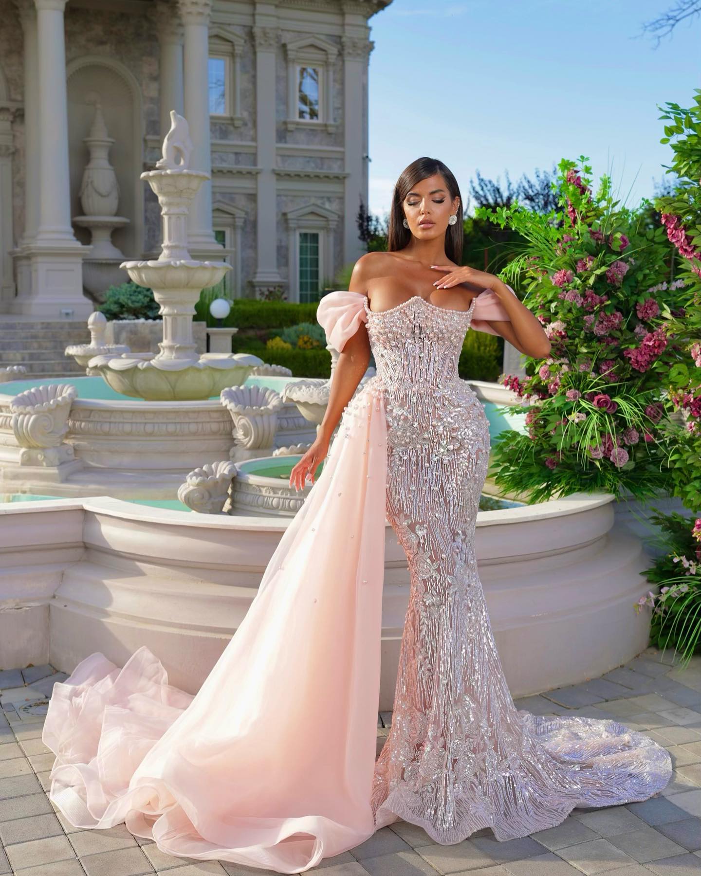 Elegant Off-the-shoulder Blushing Pink Mermaid Long Prom Dress