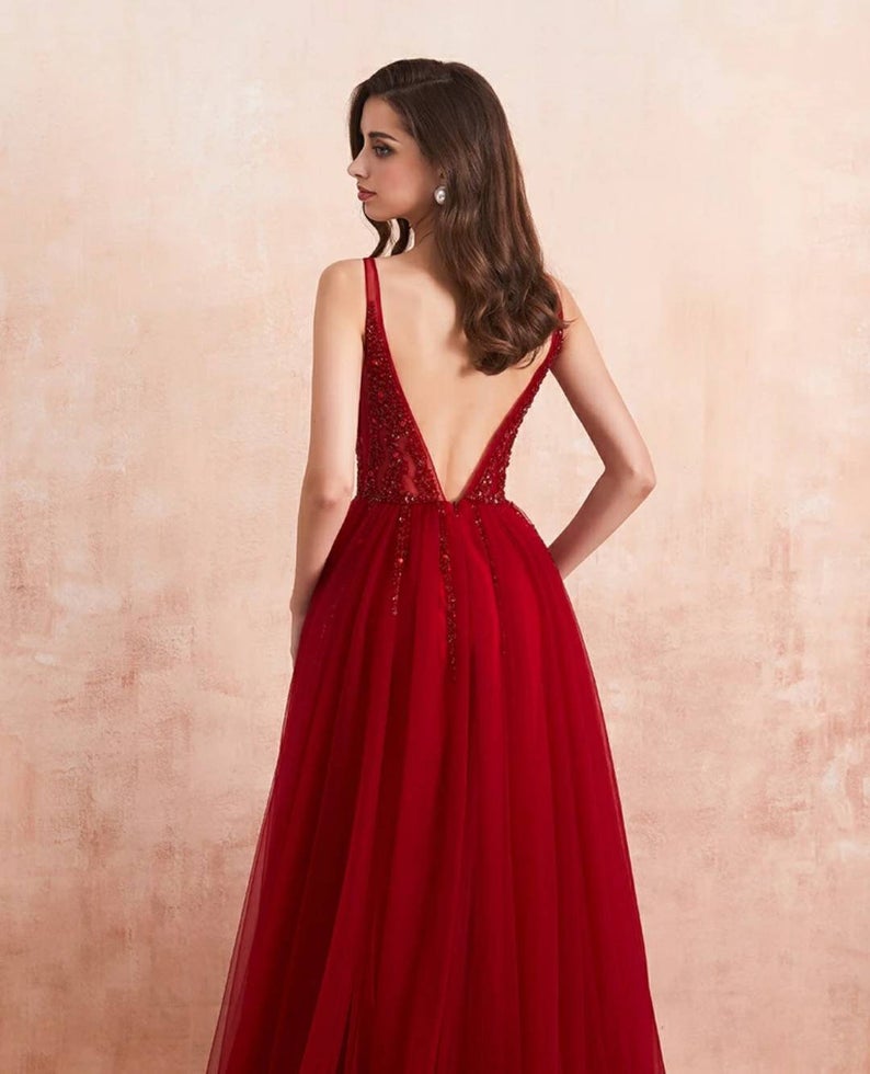Burgundy V-Neck Sleeveless Slit Evening Dress Long Tulle with Beads