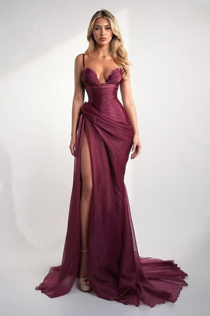 Charming Sleeveless Spaghetti Straps Split V-Neck Evening Dress With Pleated