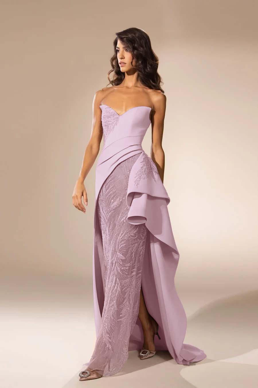 Sleeveless Strapless V Neck Embroidery Long Prom Dress With Slit