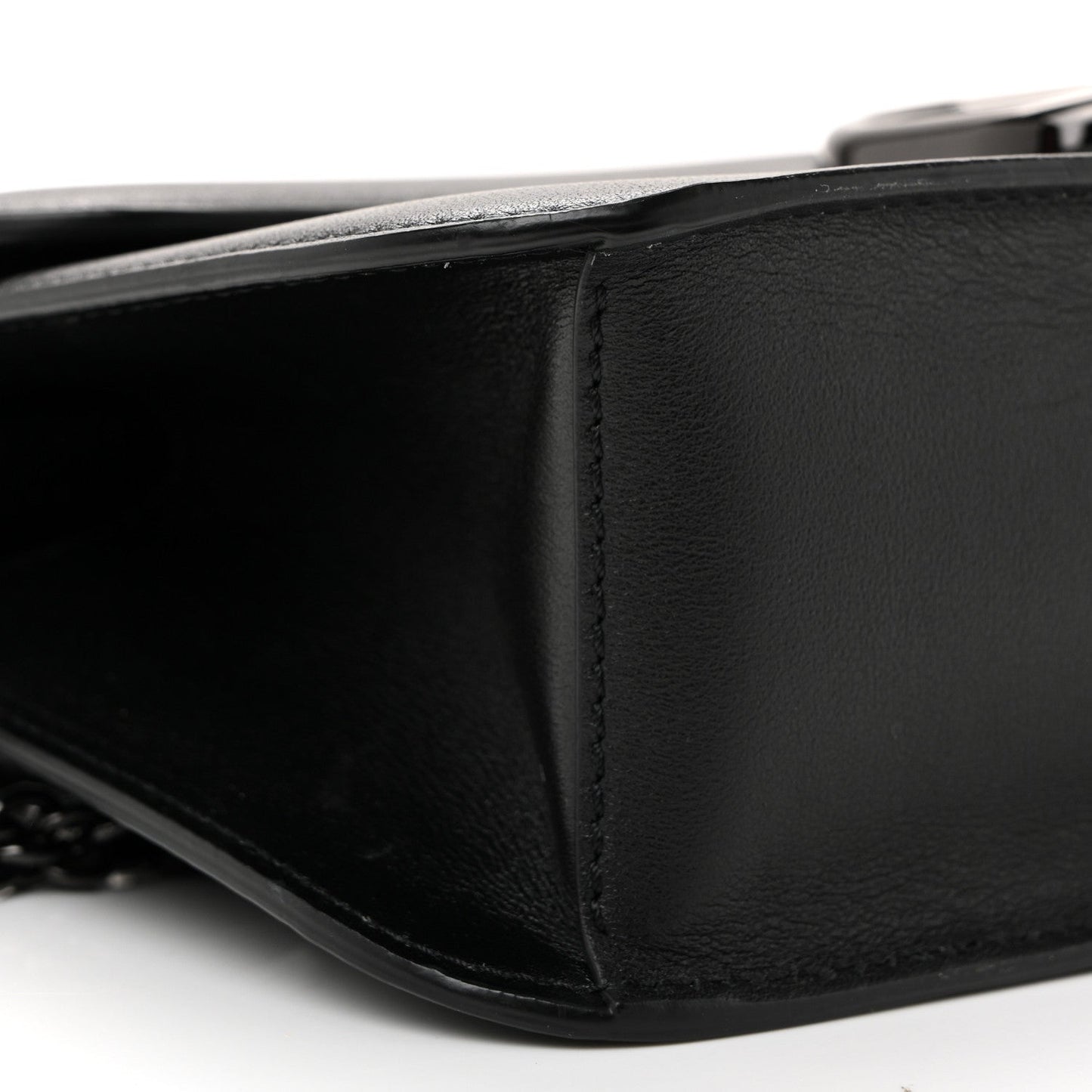 Calfskin Monochrome Vlogo Loco Shoulder Bag Black