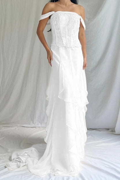 Elegant Ivory Off-Shoulders Evening Dress Sleeveless Ruffles with Applique