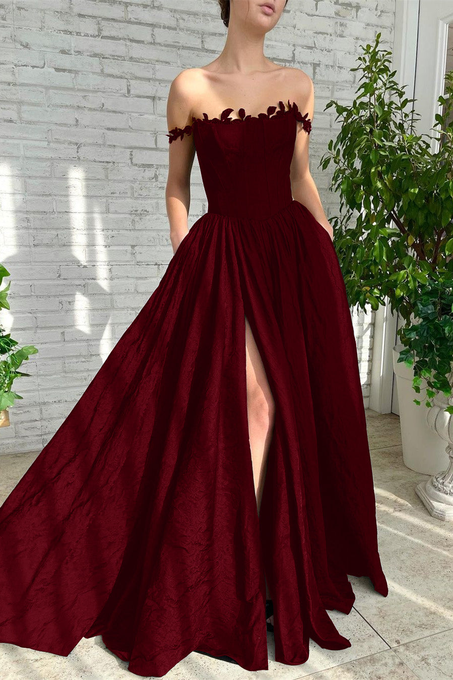 Black A Line Off-The-Shoulder Evening Dress Sleeveless Lace Side Split