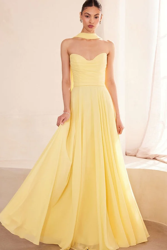 Graceful Yellow Sleeveless Strapless V-Neck Evening Dress With Scarf
