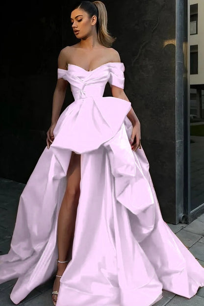 Red Sleeveless Strapless Off-Shoulders V-Neck A-Line Prom Dress With Pleated