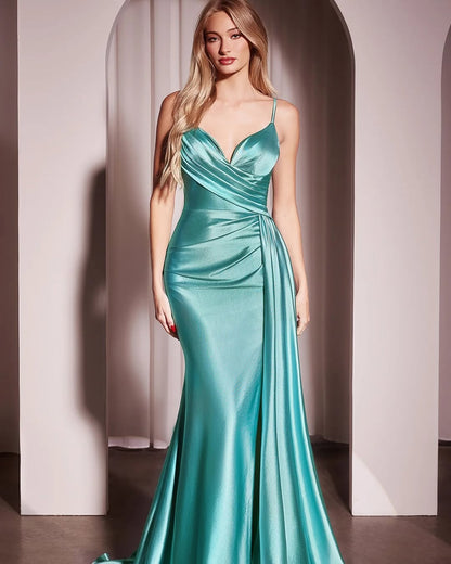 Black Sleeveless Spaghetti Straps V-Neck Mermaid Prom Dress