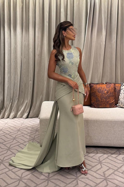 Elegant Sleeveless Appliques Mermaid Prom Dress With Pearl