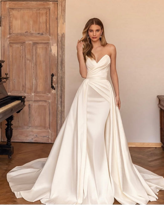White Sleeveless Strapless Deep V-Neck Mermaid Prom Dress With Pleated