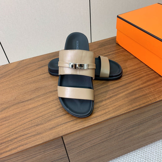 HM Jackson Sandal Beige Black Calfskin 294051