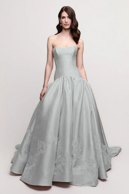 Charming Sleeveless Pink Strapless Satin Evening Dress With Applique