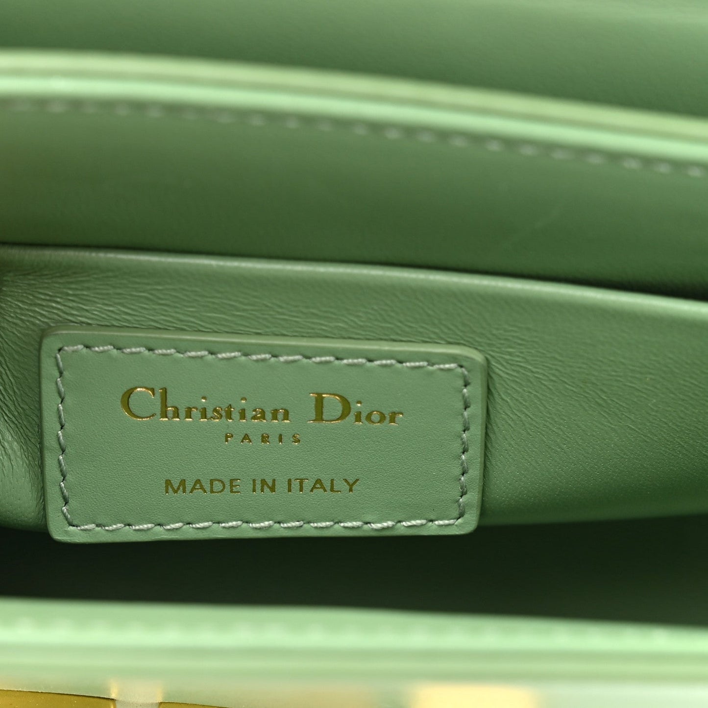 Box Calfskin 30 Montaigne Box Bag Mint Green