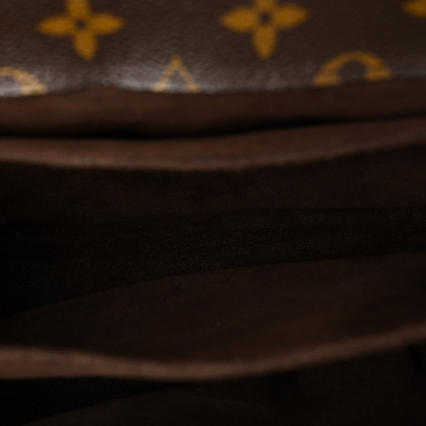 Monogram Pochette Metis