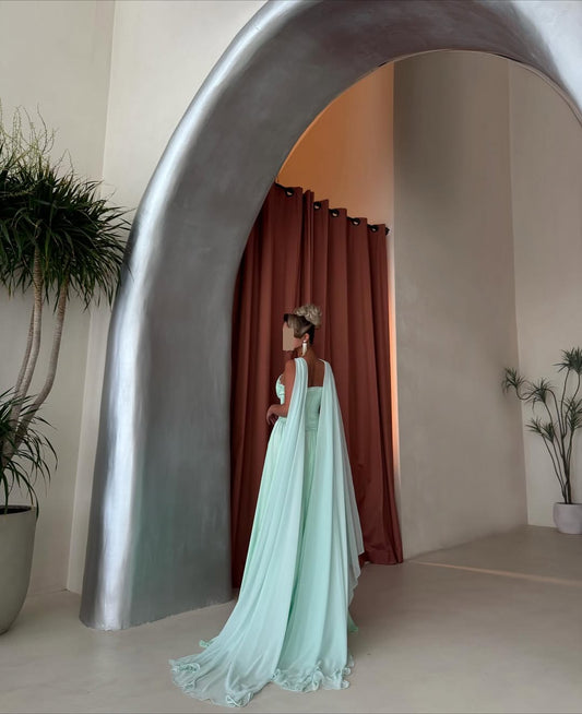 Elegant Sleeveless Halter Straps Prom Dress With Pleated