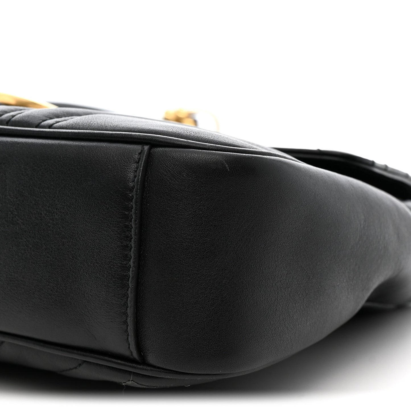 Calfskin Matelasse Medium GG Marmont Shoulder Bag Black