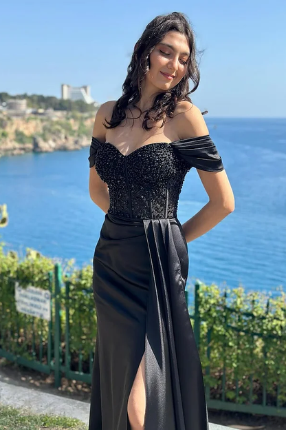 Black Sleeveless Beads Off-Shoulders Sweetheart Mermaid Prom Dress