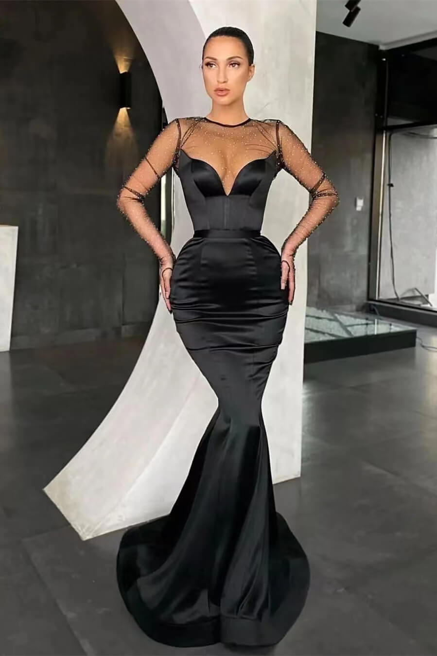 Black Mermaid Long Sleeves Prom Dress With Beads Online V-Neck