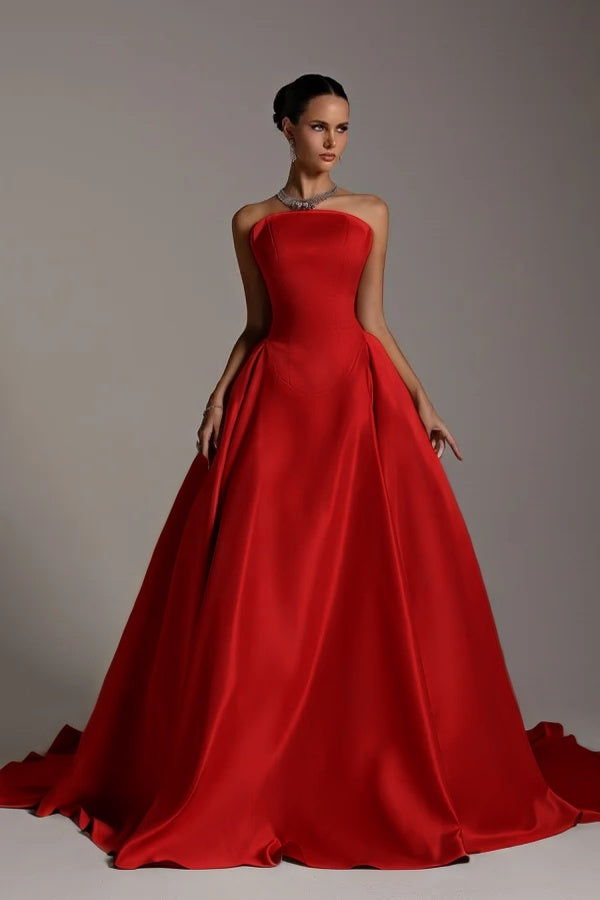 Sleeveless Strapless A-Line Elegant Prom Dress