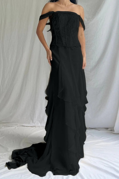 Elegant Ivory Off-Shoulders Evening Dress Sleeveless Ruffles with Applique