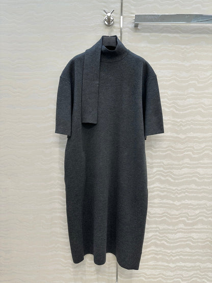 The Row High-End Wool Short-Sleeved Dress With a Ribbon Scarf Gray Wool 304590