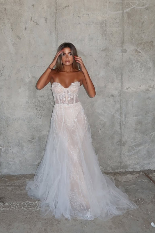 Sleeveless Strapless Appliques Sweetheart Prom Dress With Beads