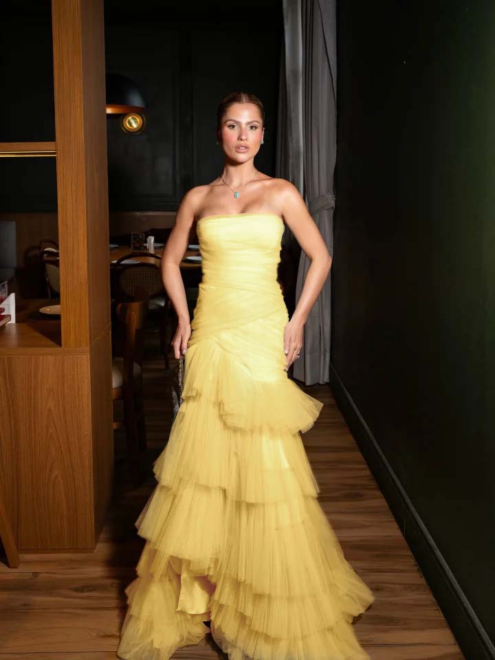 Stunning Straight Across Sleeveless Pleated Tulle Mermaid Evening Dress