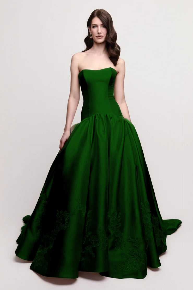 Charming Sleeveless Pink Strapless Satin Evening Dress With Applique