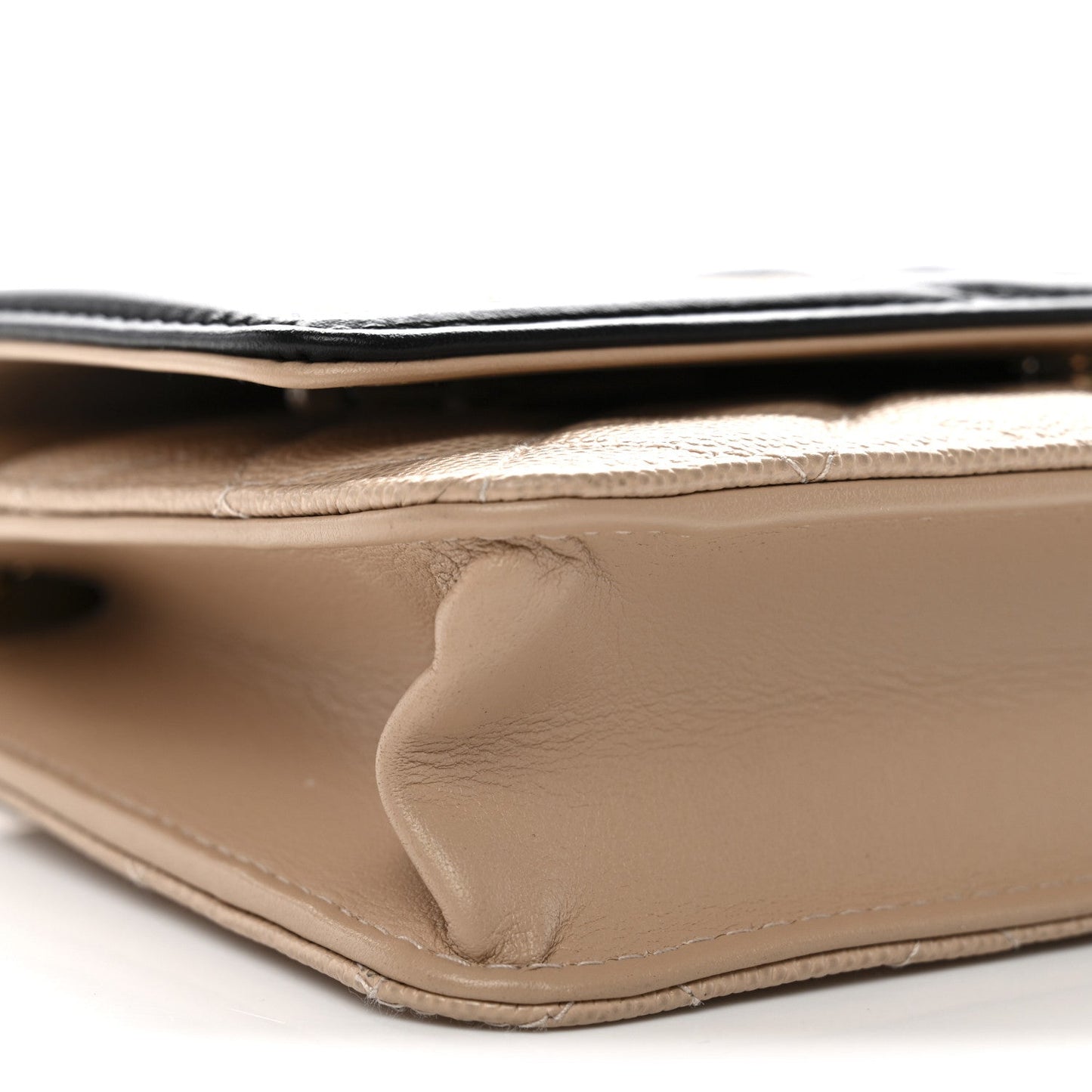 Caviar Quilted CC Filigree Wallet On Chain WOC Beige Black