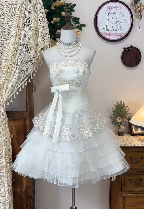 Vintage A Line Strapless Appliques Layered Bow Organza Short Homecoming Dress Cocktail Dress SH3001