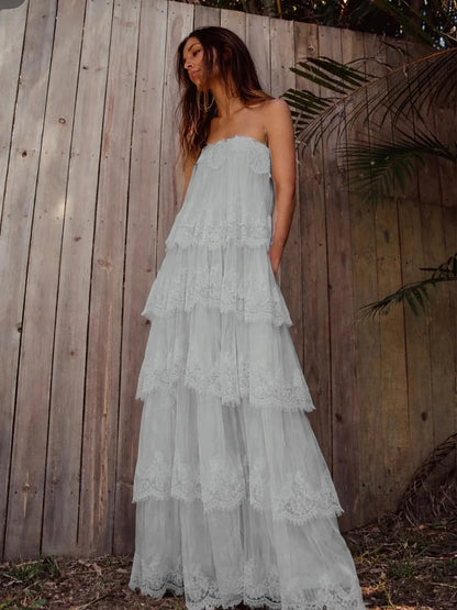 Elegant Cream Spaghetti-Straps Sleeveless Lace Pleated Evening Dress