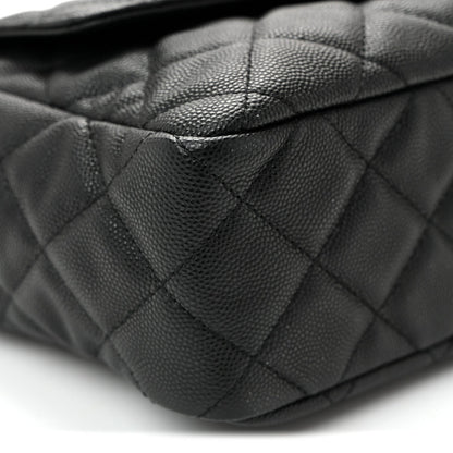 Caviar Quilted Wavy CC Hobo Black
