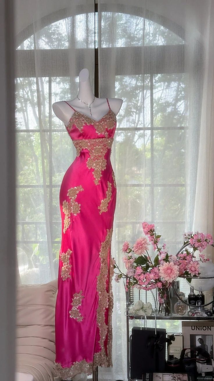 Vintage Sheath Spaghetti Strap Lace Champagne Satin Party Dress Evening Dress with Slit SH3345