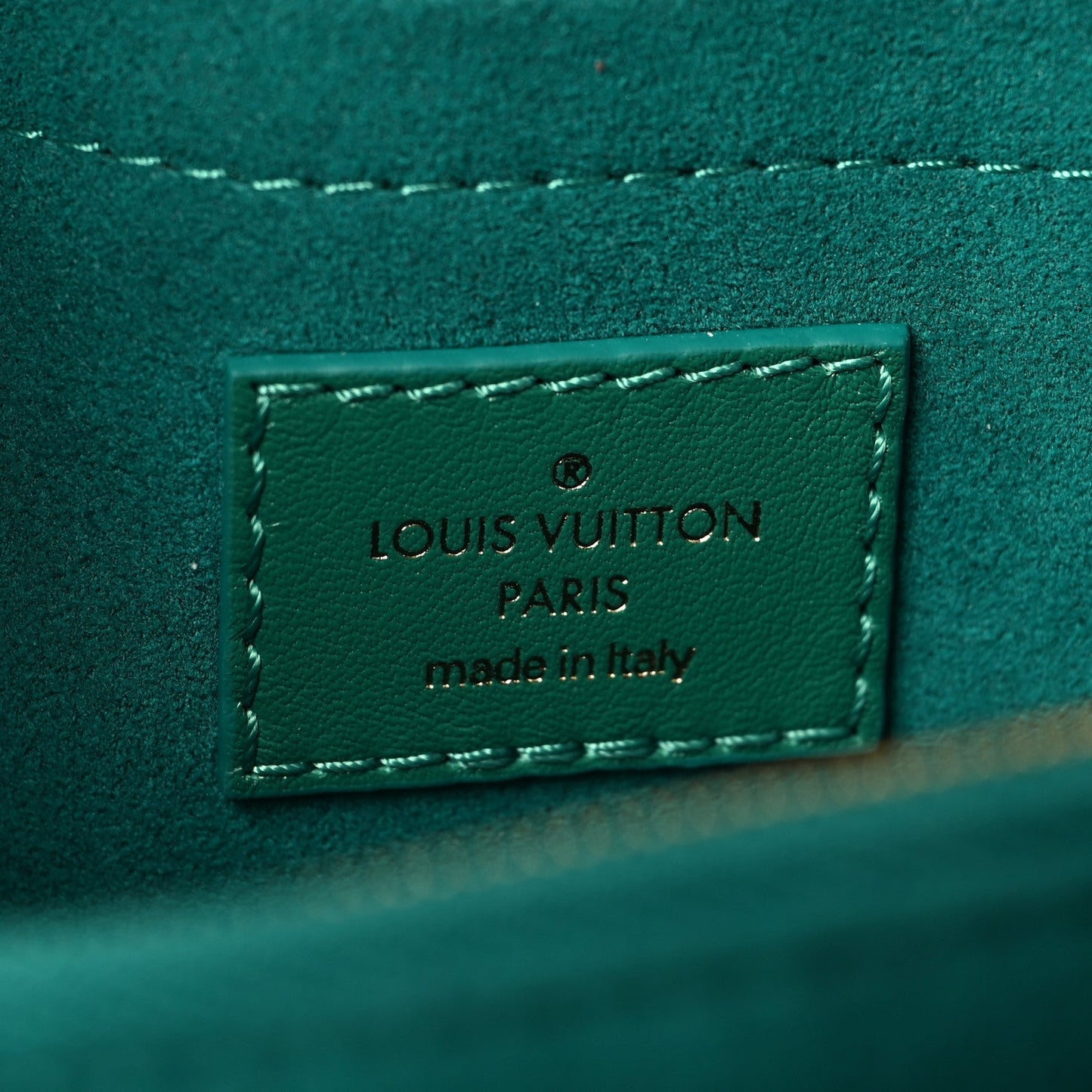 Calfskin New Wave Chain Bag MM NM  Emerald