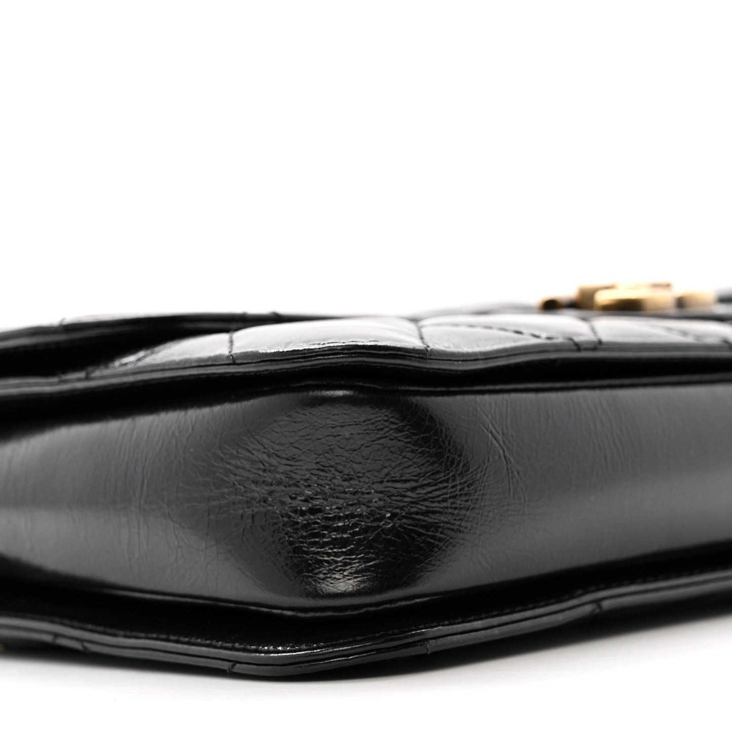 Glazed Calfskin Quilted Medium Perfect Edge Flap Black