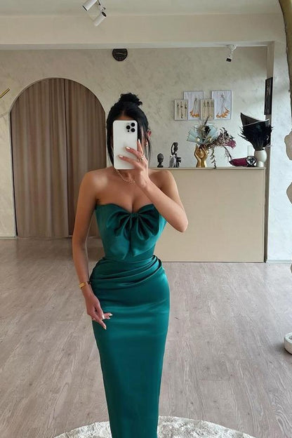 Charming Dark Green Satin Strapless Sleeveless Long Pleated Prom Dress with Bow