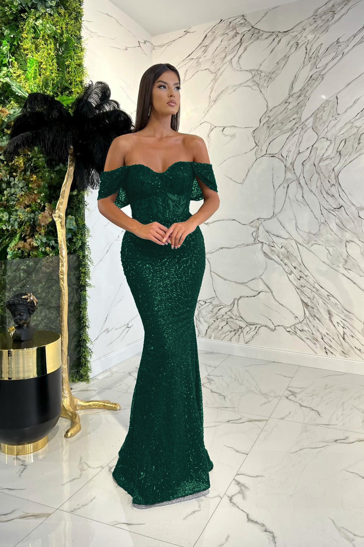 Elegant Dark Green Sweetheart  Off-The-Shoulder Prom Dress With Applique Sequins