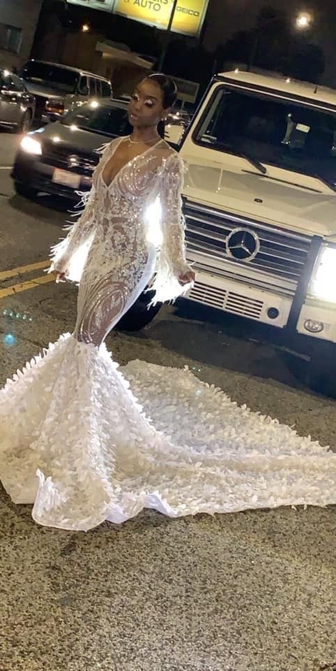 Long Sleeves Sequins Sexy Mermaid Prom Dress V-Neck