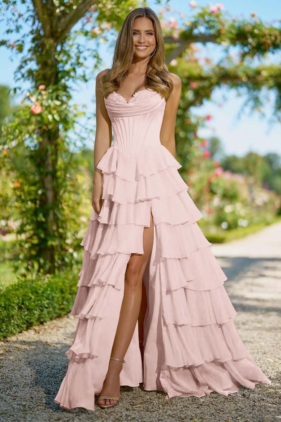 Elegant Daffodil Chiffon Strapless Sleeveless Applique Prom Dress with Ruffles