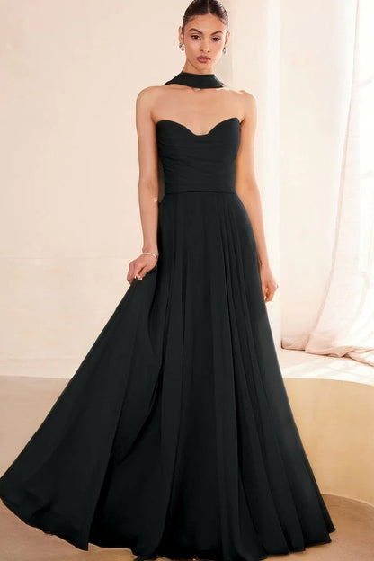 Graceful Yellow Sleeveless Strapless V-Neck Evening Dress With Scarf